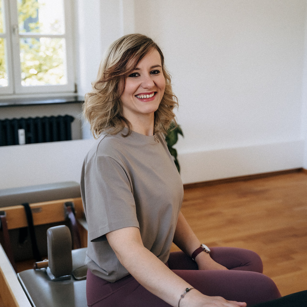 4 Pilates-Trainerin